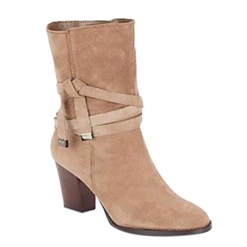 Saks Fifth Avenue Saxon Slouchy heel/bootie in a Smokey taupe Size 7